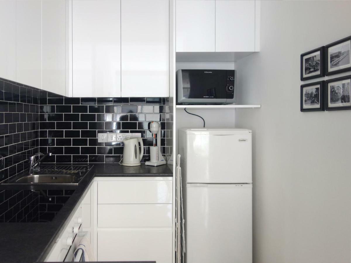 City Pearl - Modern 2 Bed Sea View Apt In City Centre Limasol Dış mekan fotoğraf