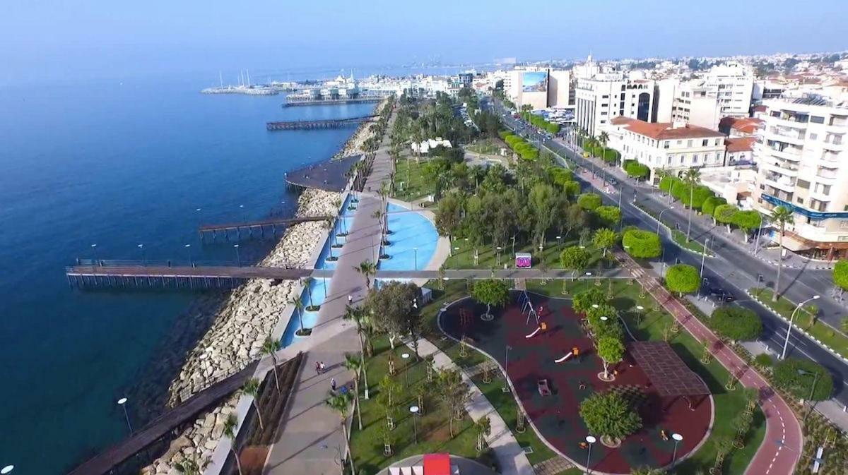 City Pearl - Modern 2 Bed Sea View Apt In City Centre Limasol Dış mekan fotoğraf